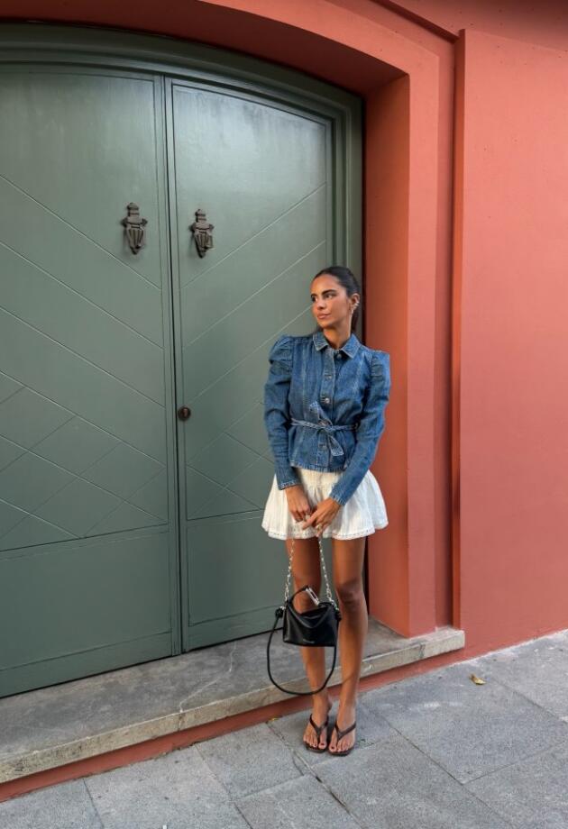 Bershka mini suknje koje ćemo viđati svuda narednih mjeseci: Izdvajamo 10 favorita