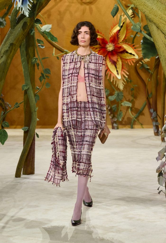 Bonjour.ba-CHANEL PHCchanel_fall-winter-2026-haute-couture-look-1-1-LD