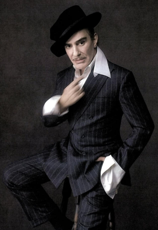 John Galliano u centru Met Gale 2027. 7 razloga zašto moda još nema njegovu zamjenu.