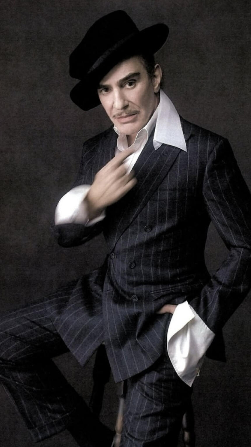 John Galliano u centru Met Gale 2027. 7 razloga zašto moda još nema njegovu zamjenu.