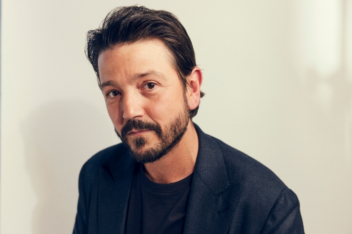 Bonjour.ba- Diego Luna Diego Luna_Photo Corey Nickols