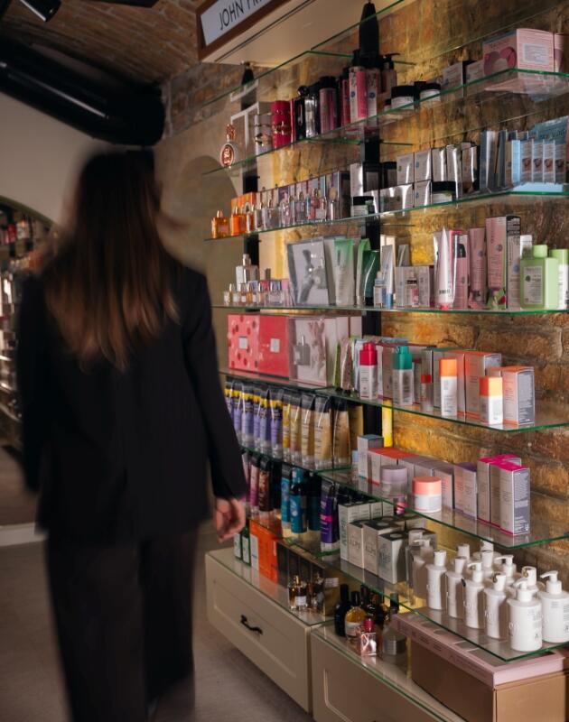 Beauty shopping se preselio online, a mi se ne bunimo