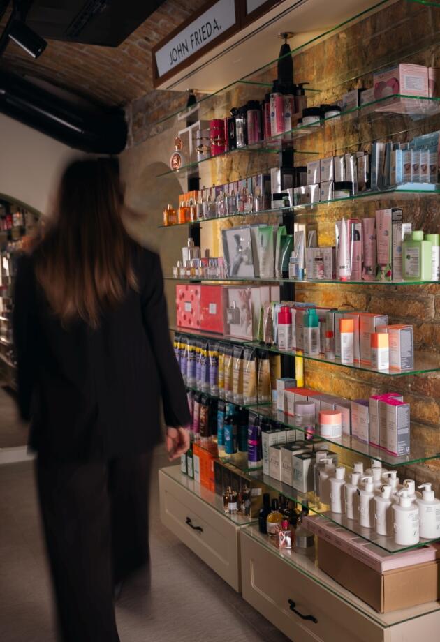 Beauty shopping se preselio online, a mi se ne bunimo