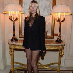 Što nedostaje ovoj kombinaciji Kate Moss?