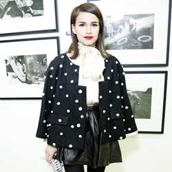 Miroslava je chic u točkicama
