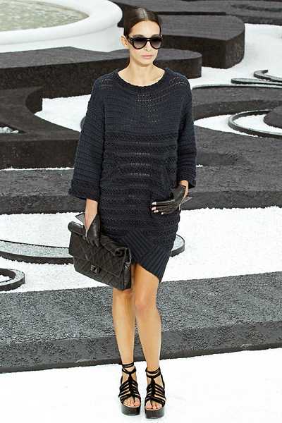 chanel_roll_bag_4