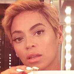 Mrs Carter ima novu frizuru!