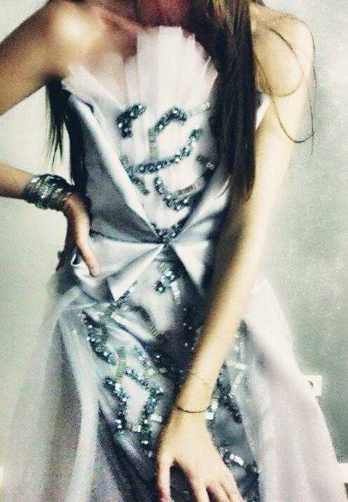 01 emina details