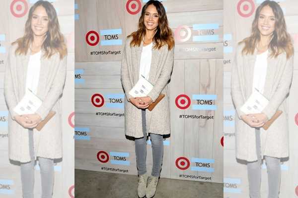 Jessica Alba u sivim tonovima