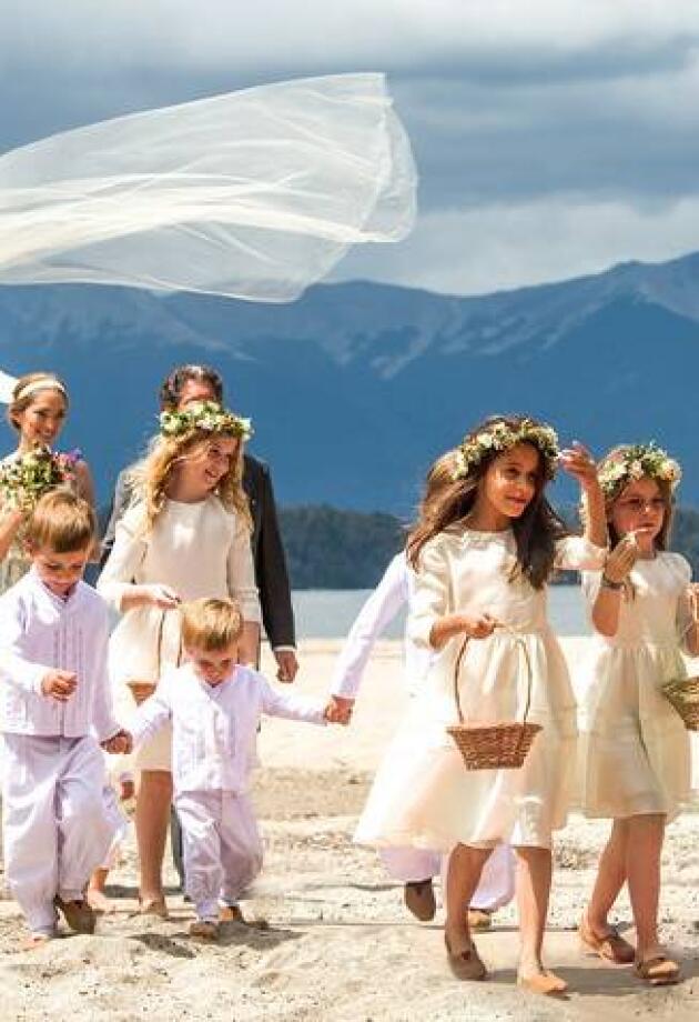 Stvarna vjenčanja: Vjenčanje Sofíe Sanchez Barrenechea i Alexandrea de Betak u Patagoniji 