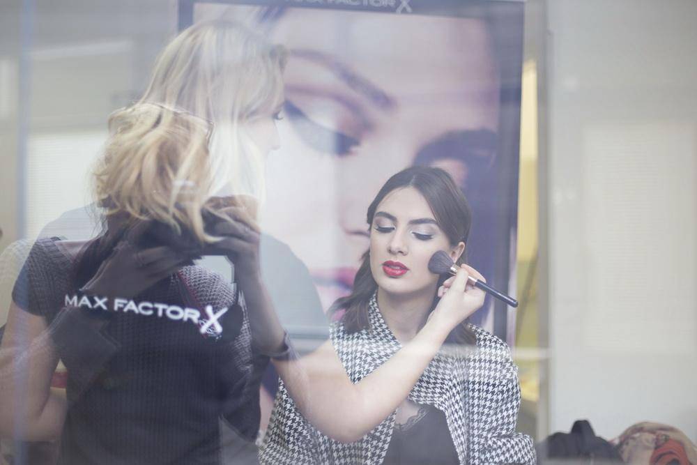 max factor backstage midheta 04