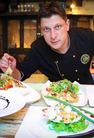 MODAMO.intervju: Emir Parovac, chef kuhinje jedinstvenog sarajevskog restorana 4 sobe gospođe Safije
