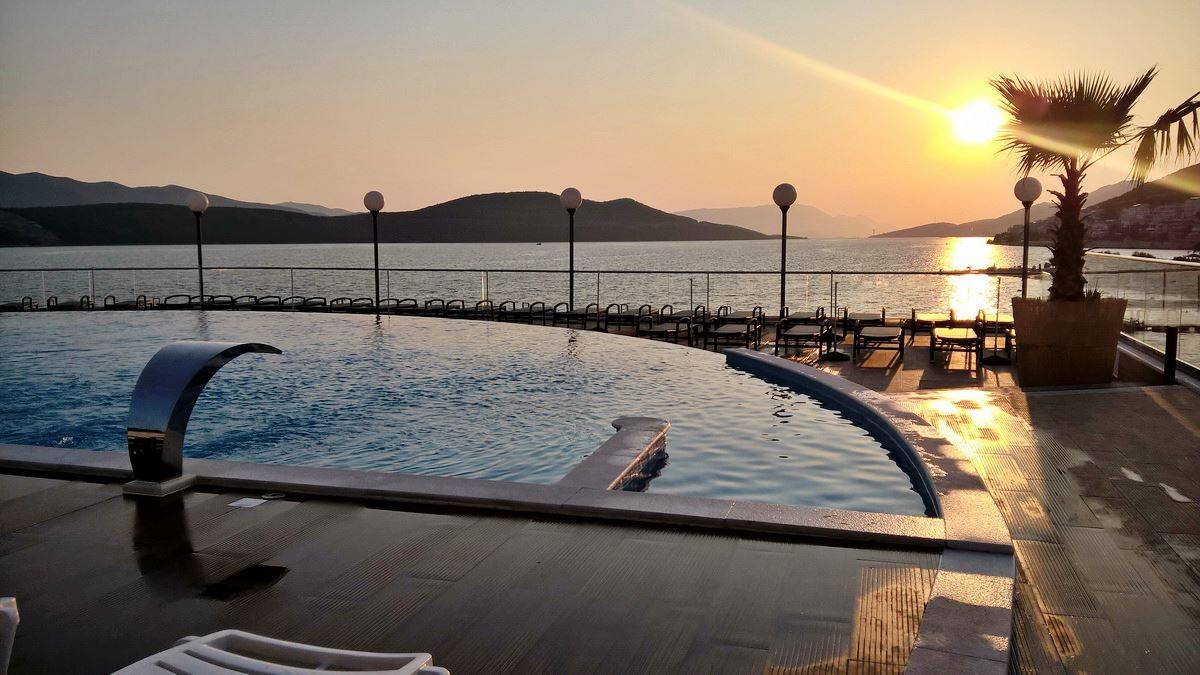 16 lumia neum zalazzak