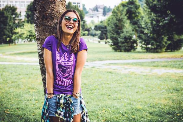 Pogledajte novu kolekciju ženskih Revolt Clothing majica!