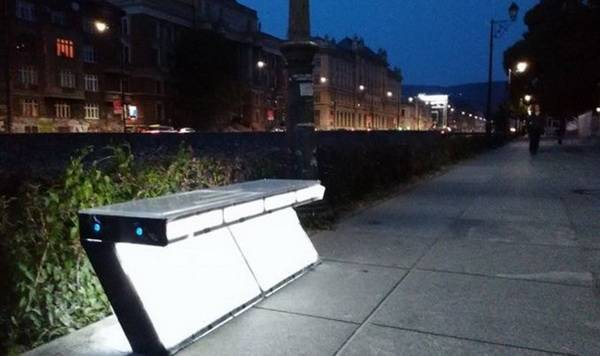 Sarajevo je drugi grad na svijetu sa solarnim klupama