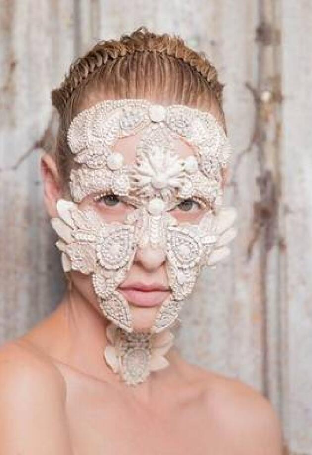 Ručno izrađene Givenchy maske za lice kao umjetničko djelo