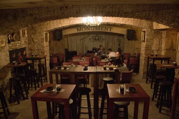 Monument – sasvim intiman i neodoljiv jazz club u Sarajevu koji biste trebali posjetiti