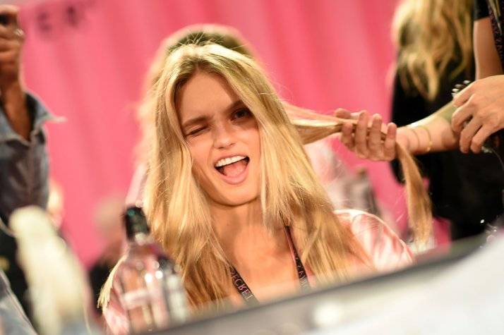 Video tutorijal: Kako napraviti frizuru poput Victoria’s Secret anđela?