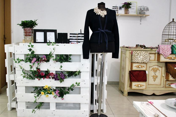 MODAMO.zaviruje: U redizajnirani MODAMO.kreARTiva Concept Store
