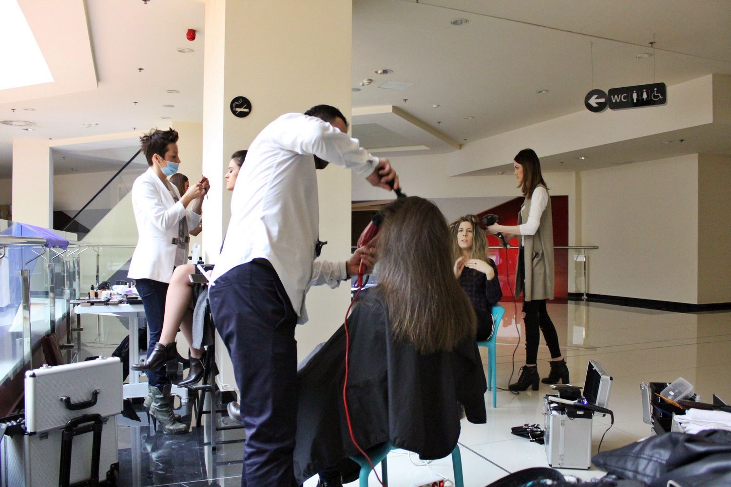 modamo backstage 08