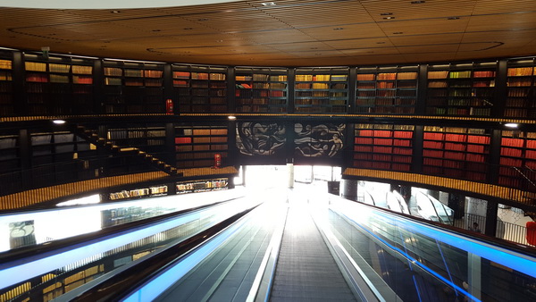Birmingham libary 07