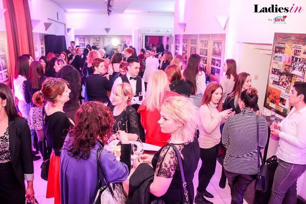Ladies In: „Radnja na uglu ” i razgovor o pozitivnoj promjeni
