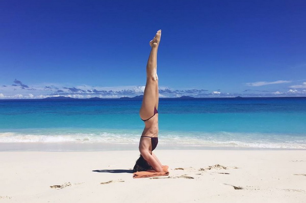 Sarah Čerkez savjetuje: 5 beauty proizvoda koji bi se trebali naći u vašoj torbi na plaži