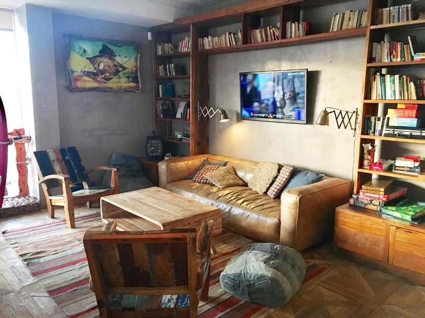 Surfers lodge