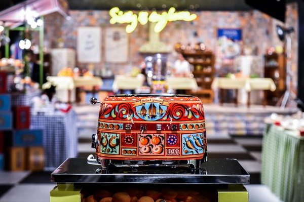 #crushingon: Neodoljivi i veseli Dolce&Gabbana uređaji za kuhinju