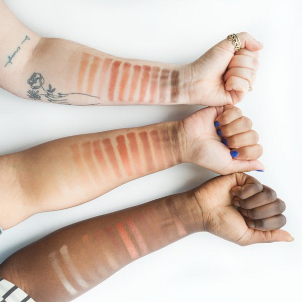 urban-decay-heat-palette-swatches