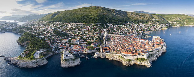 dubrovnik beach croatia modamo12