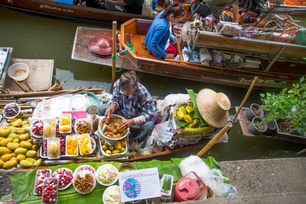 DamnoenSaduakFloatingMarket  4