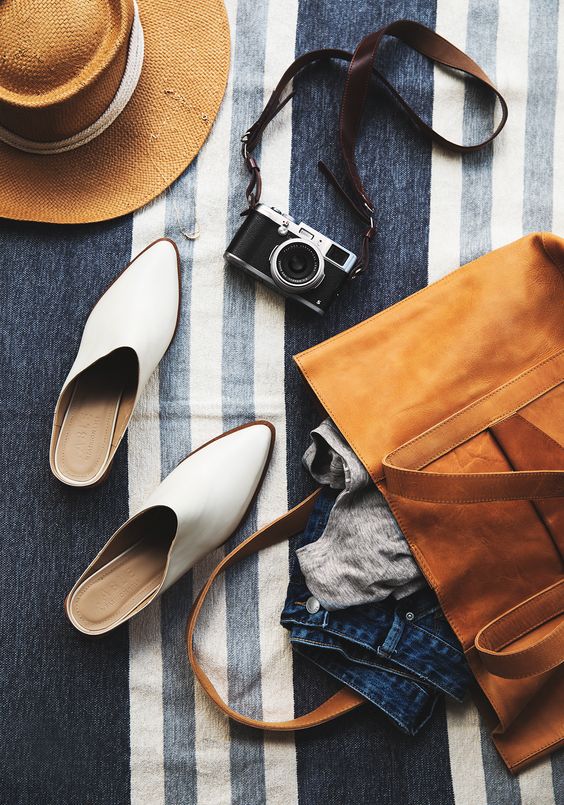 beach bag essentials (6)