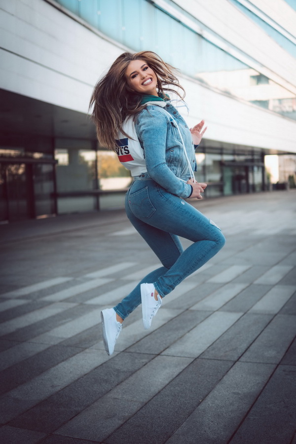 modamo levis ana bavrka 01 03