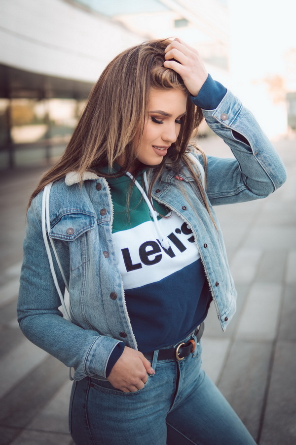 modamo levis ana bavrka 01 04