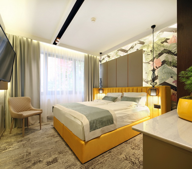 Hotel Platinum