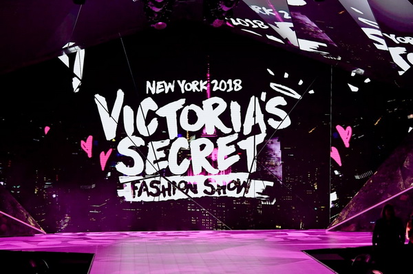 victoriassecret revija backstage 30