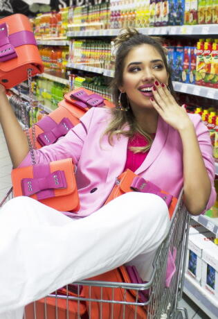 Nova Lovely bags kolekcija torbi dolazi u omiljenim ljetnim bojama