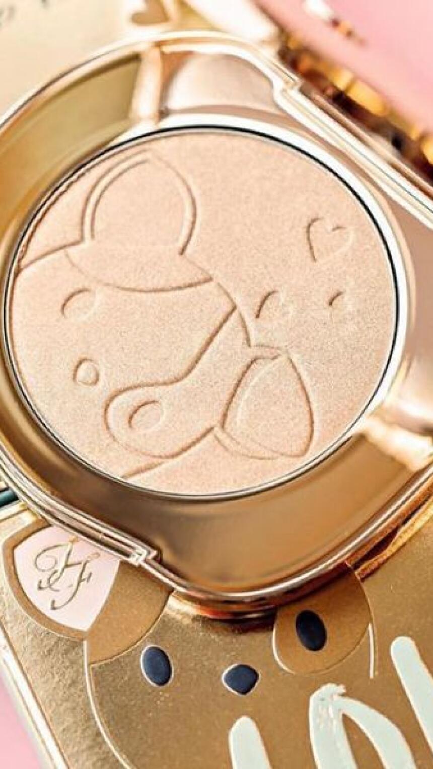Ovaj highlighter branda Too Faced je najslađi makeup proizvod ovog proljeća