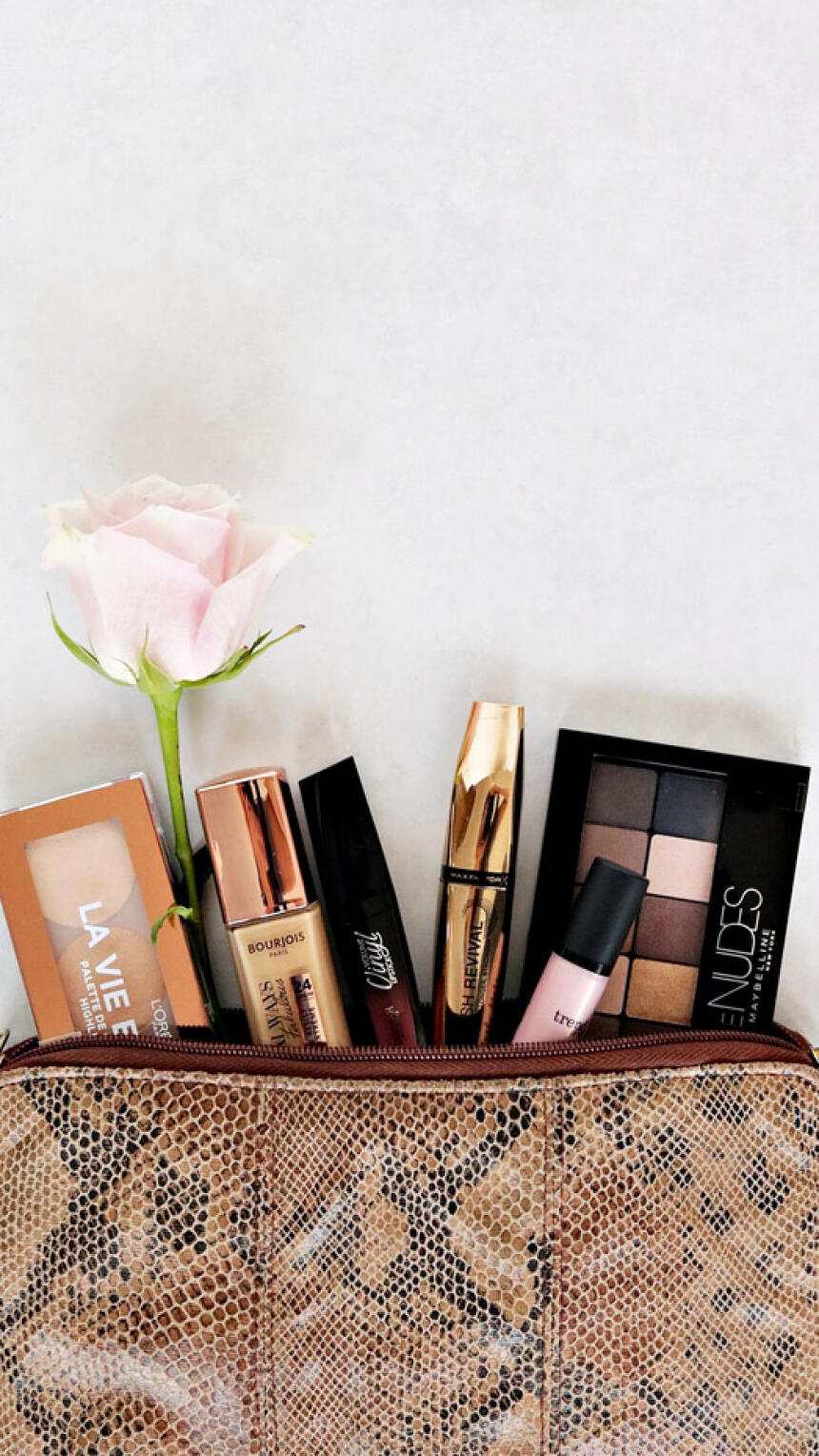 Video: Bh.blogerica Šejla Ramović otkriva proizvode i trikove uz koje ćete kreirati savršen make up za svaku priliku