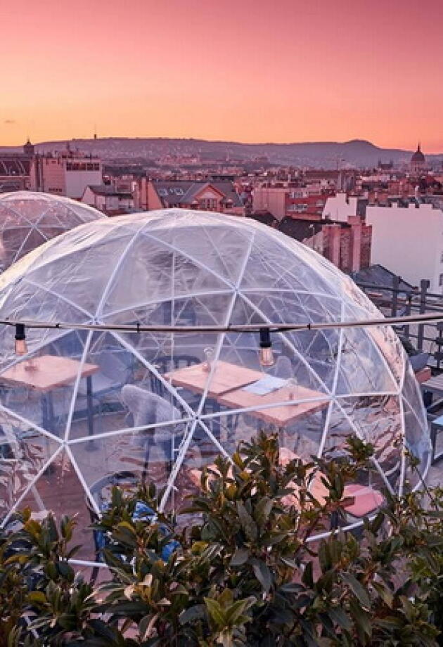 Zavirite u rooftop bar u Budimpešti s neodoljivim kupolama idealnim za zimska druženja