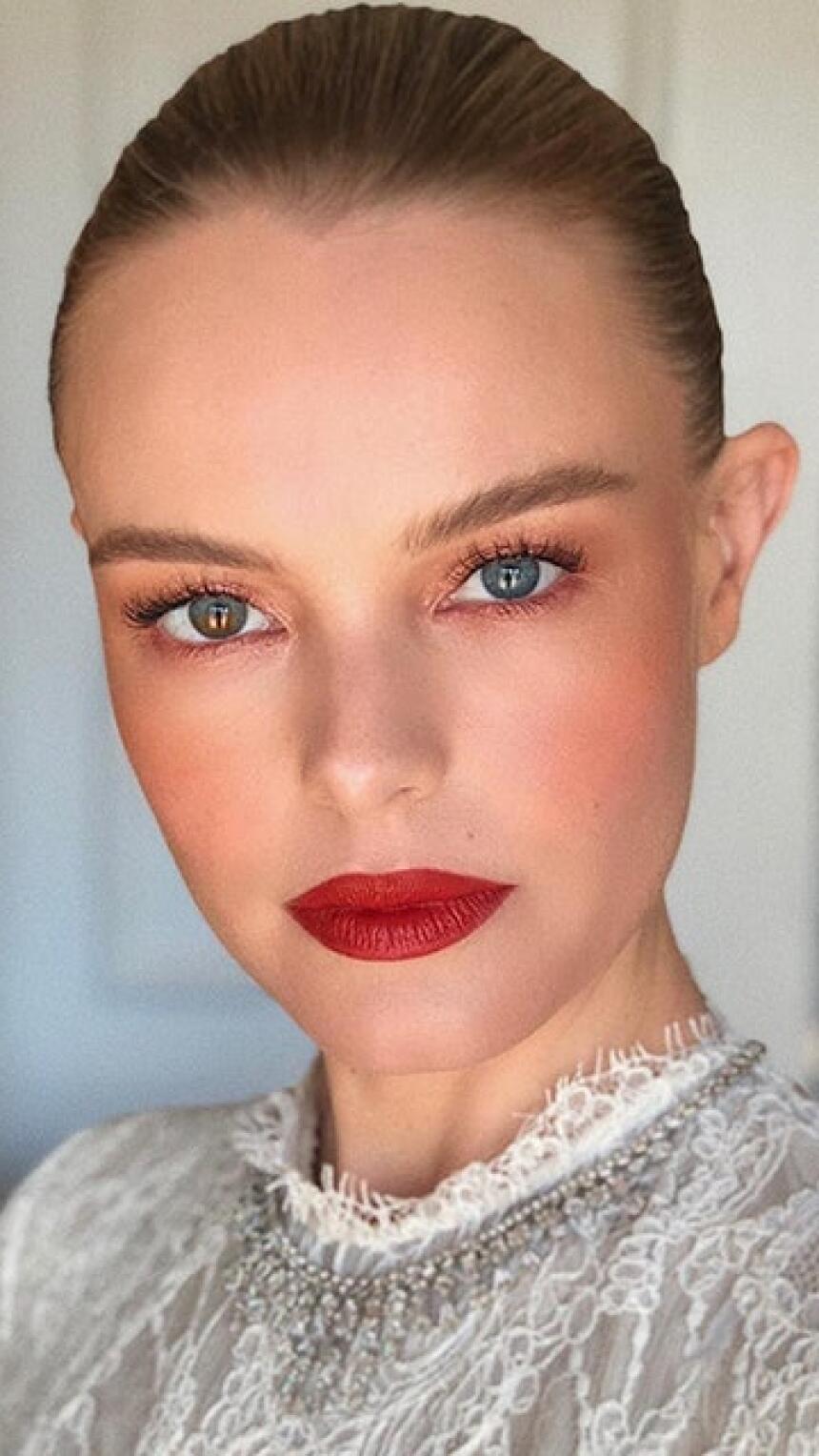  5 celebrity lookova kao inspiracija kako nositi crveno sjenilo 