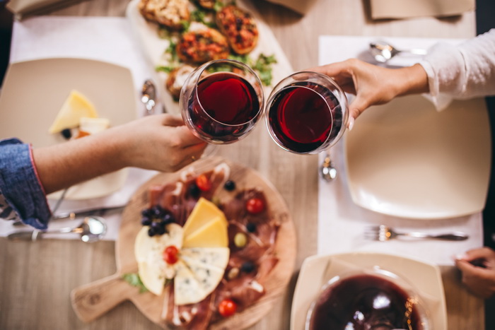 Verso Bar & Resto je nova adresa u Mostaru za ukusan doručak i after work druženja