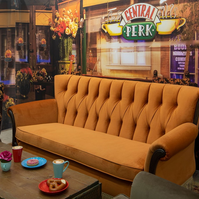 Svi ljubitelji serije Prijatelji, pozor! U Primarku se otvara Central Perk kafić
