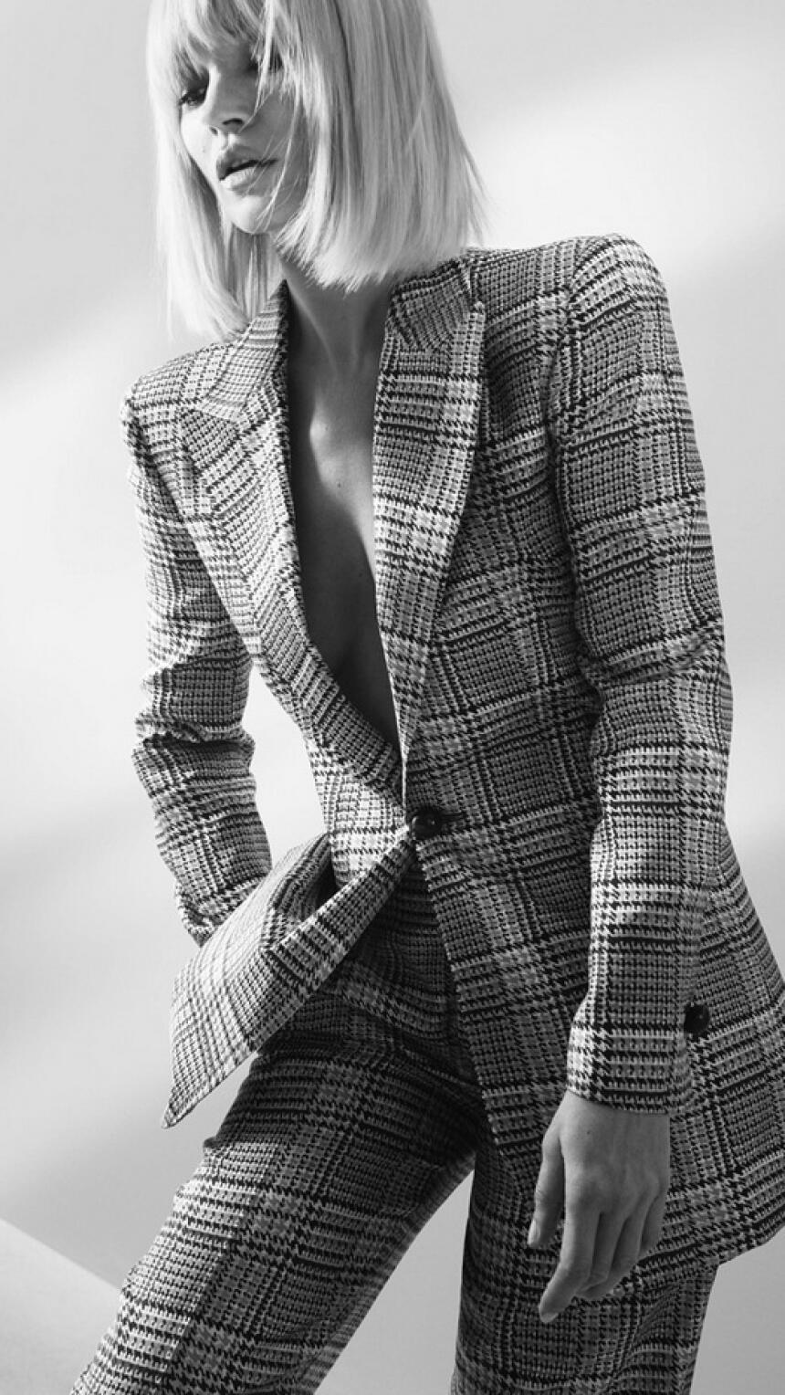 Kate Moss izgleda odlično u svojoj prvoj Armani kampanji 