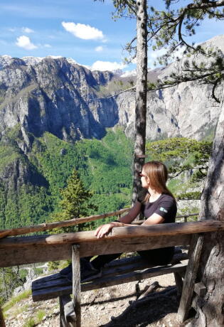 Ines Delić kroz foto dnevnik s Čvrsnice otkriva zašto je planinarenje inspirativan način kako provesti vikend