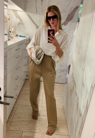 Chic kombinacije Rosie Huntington-Whiteley u kojima želimo provesti ljeto 