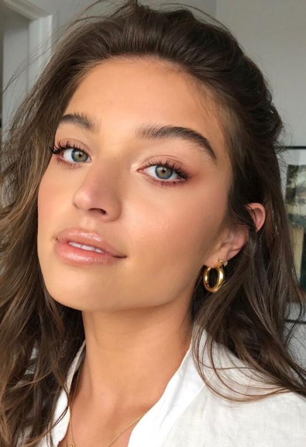 7 mjesta na licu na koje možete aplicirati highlighter za besprijekoran make up izgled