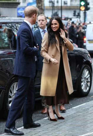 Pronašli smo artikle uz koje možete kopirati ovaj elegantan look Meghan Markle