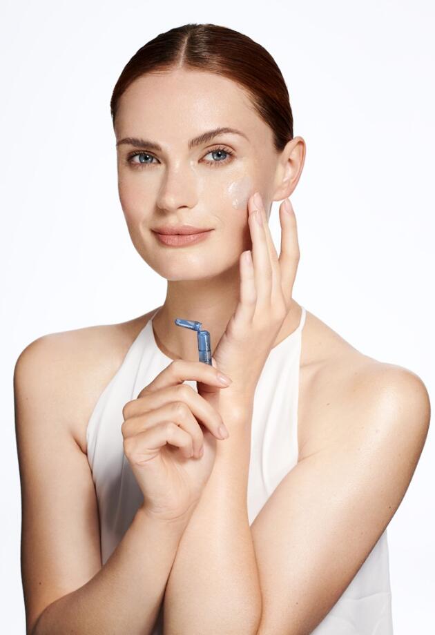 BONJOUR.insider: 10 BONJOUR.ba čitateljica isprobalo je revolucionarne Anew Skin Reset ampule. Ovo su njihovi dojmovi.